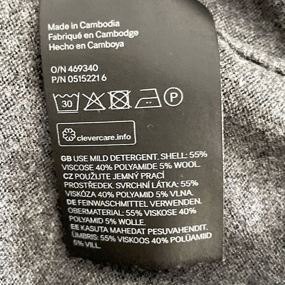 H&M Gray, Soft, Wool-Blend, Long-Sleeve, Thin Sweater. Size Medium. - Picture 4 of 5